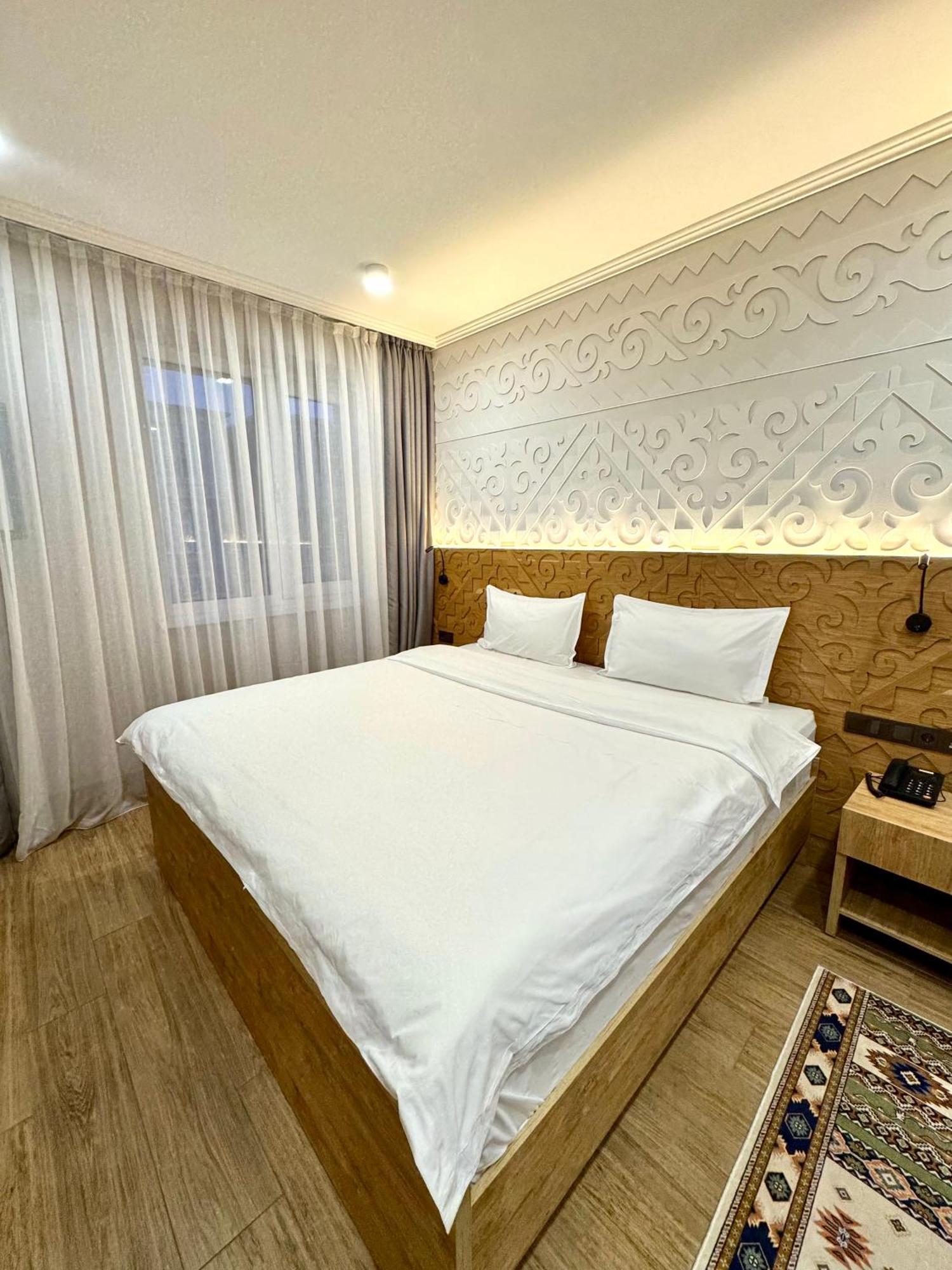 Dami Almaty Hotel Exterior photo
